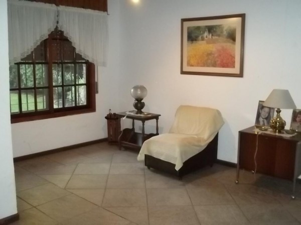 Foto Casa en Venta en Beccar, Buenos Aires - U$D 195.000 - pix28334479 - BienesOnLine